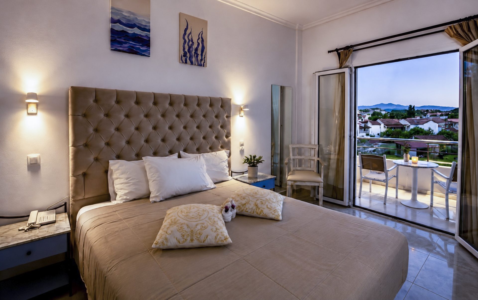 Cavomarina Beach Hotel — Rooms