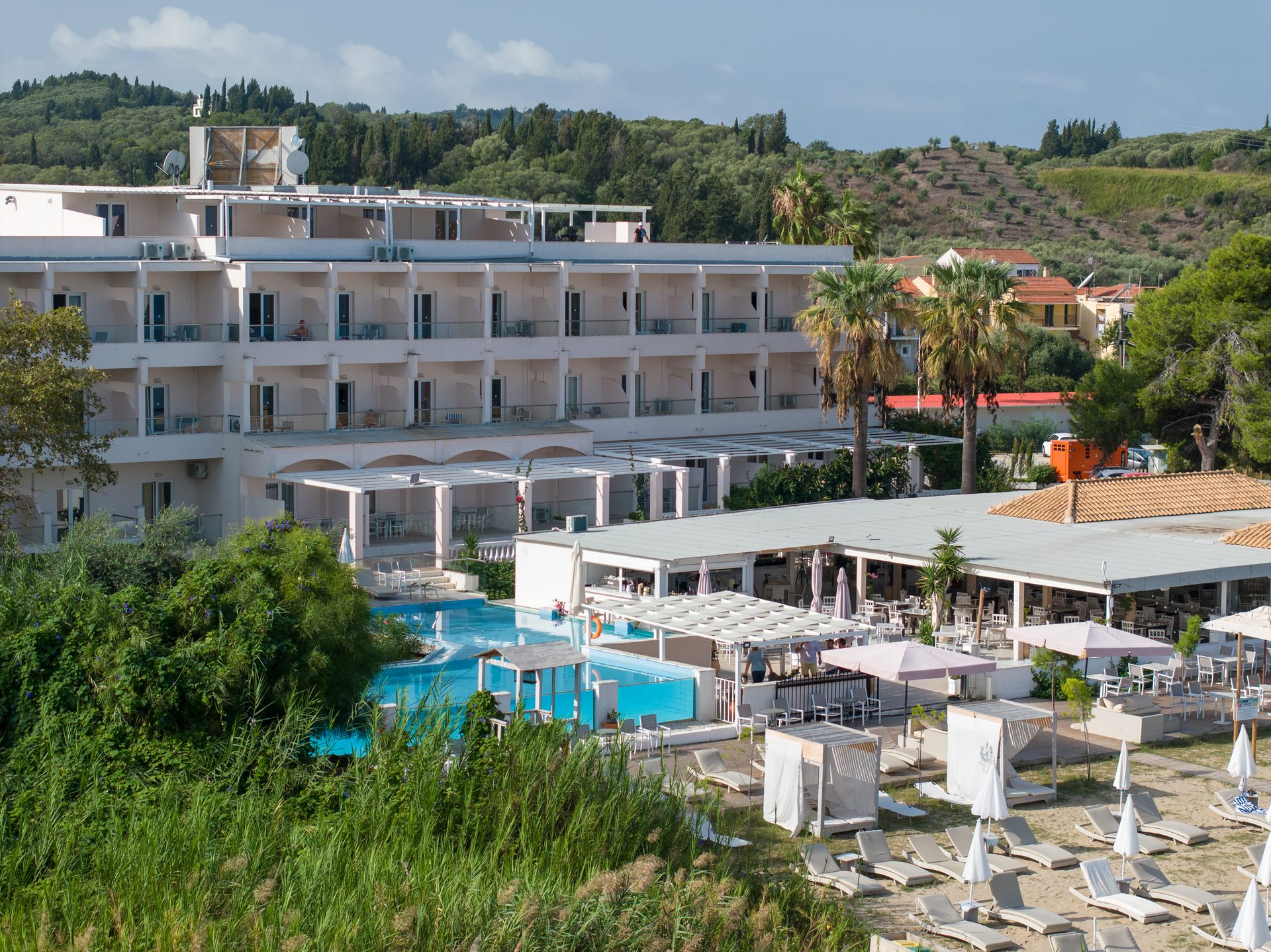Cavomarina Beach Hotel — General Views