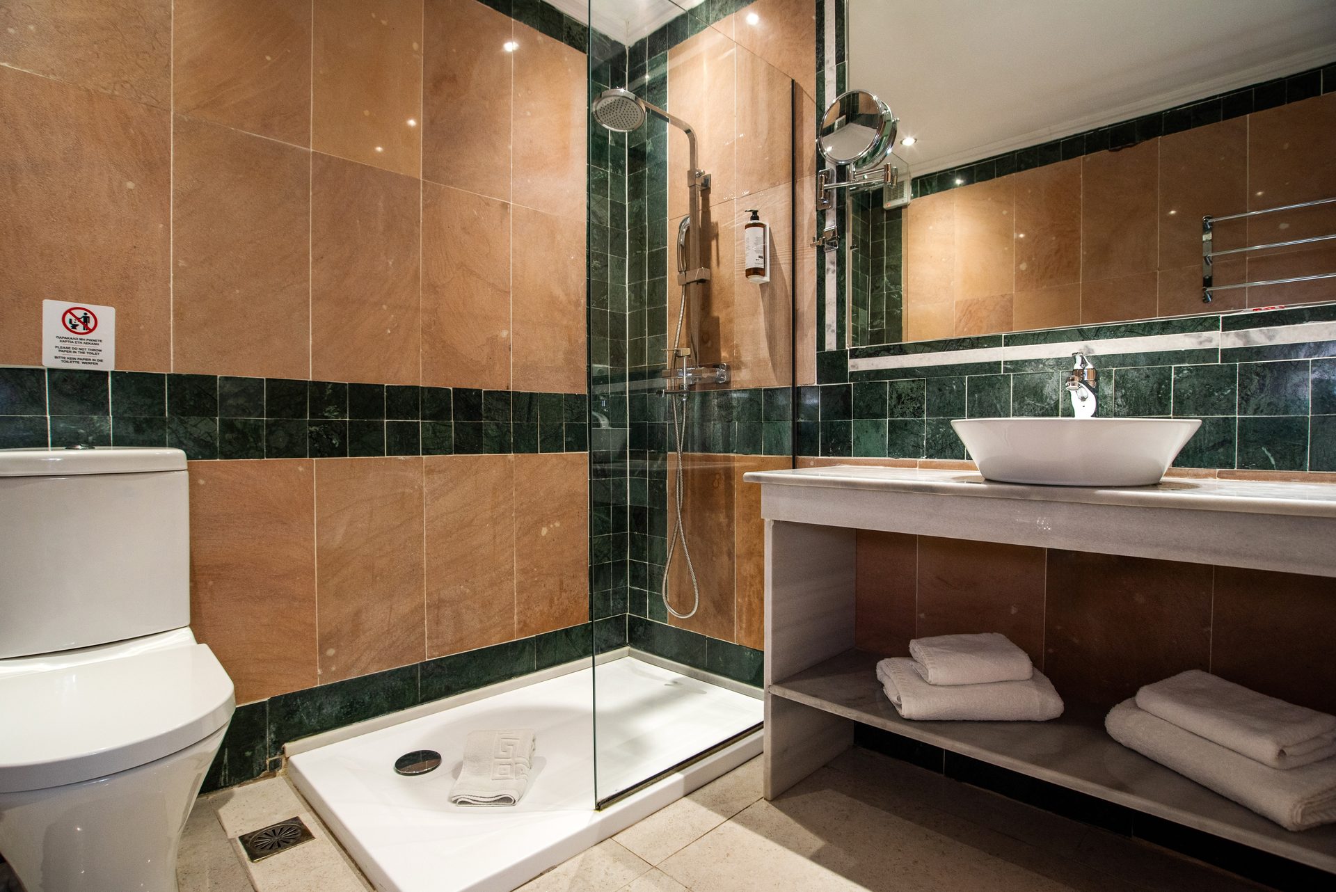 Cavomarina Beach Hotel — Rooms