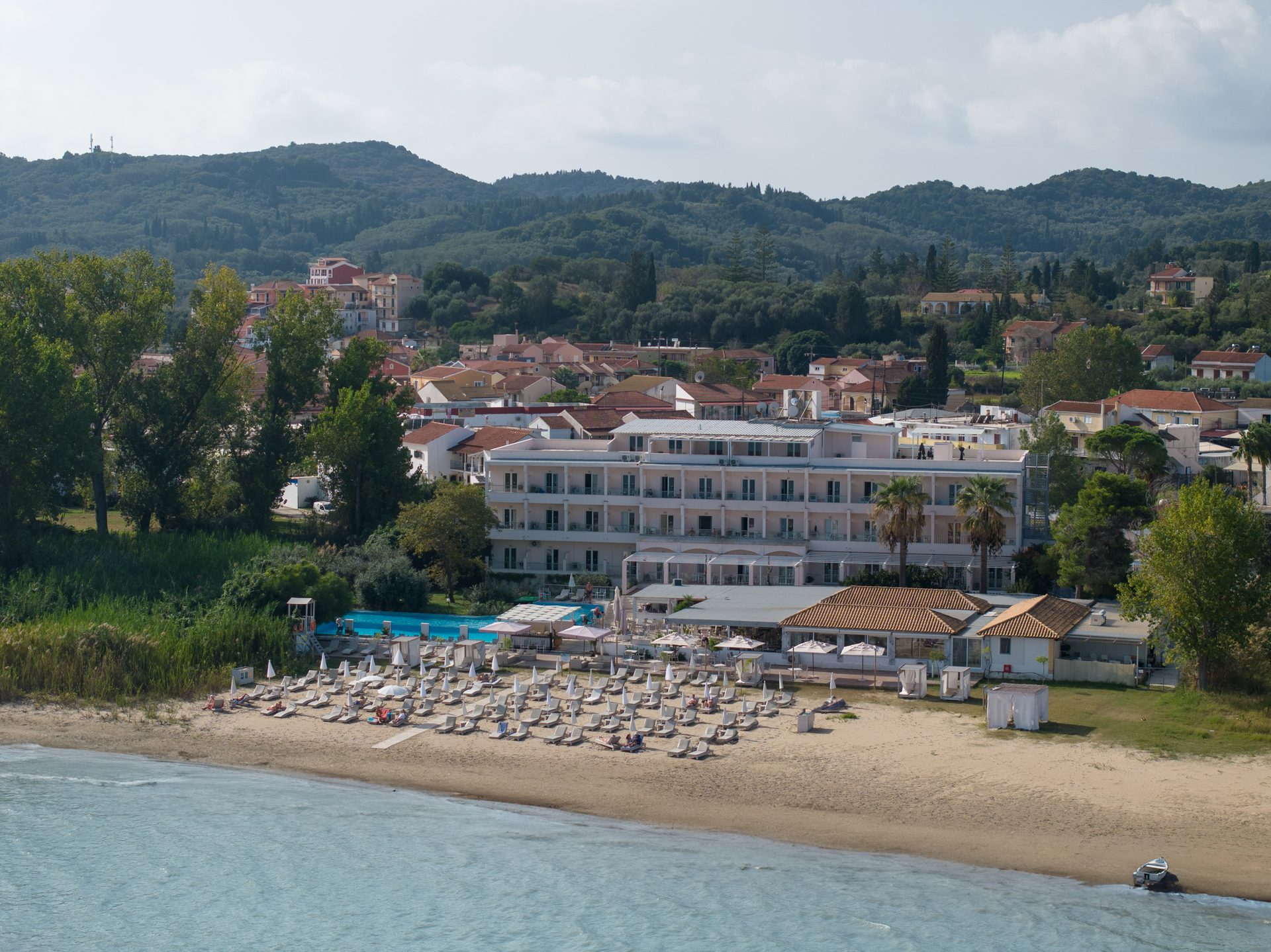 Cavomarina Beach Hotel — General Views